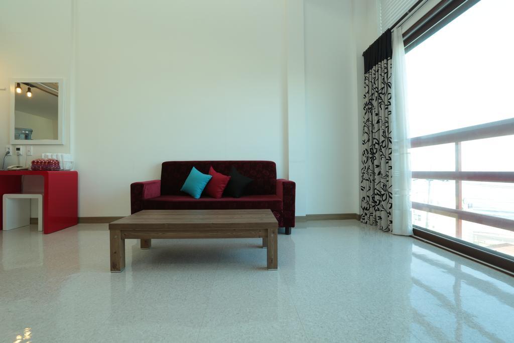 Gangneung Sea View Pension Esterno foto
